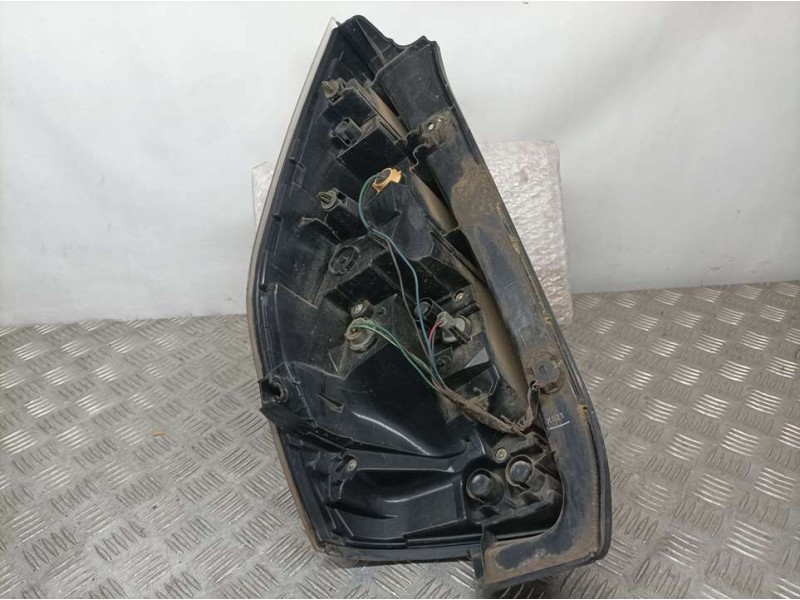 Recambio de piloto trasero derecho para mazda 5 berl. (cr) 2.0 crtd active (81kw) referencia OEM IAM C24751150E  TOCADO