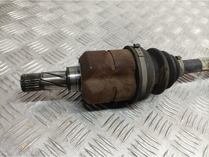 Recambio de transmision delantera derecha para opel corsa c cosmo referencia OEM IAM PX506711263  