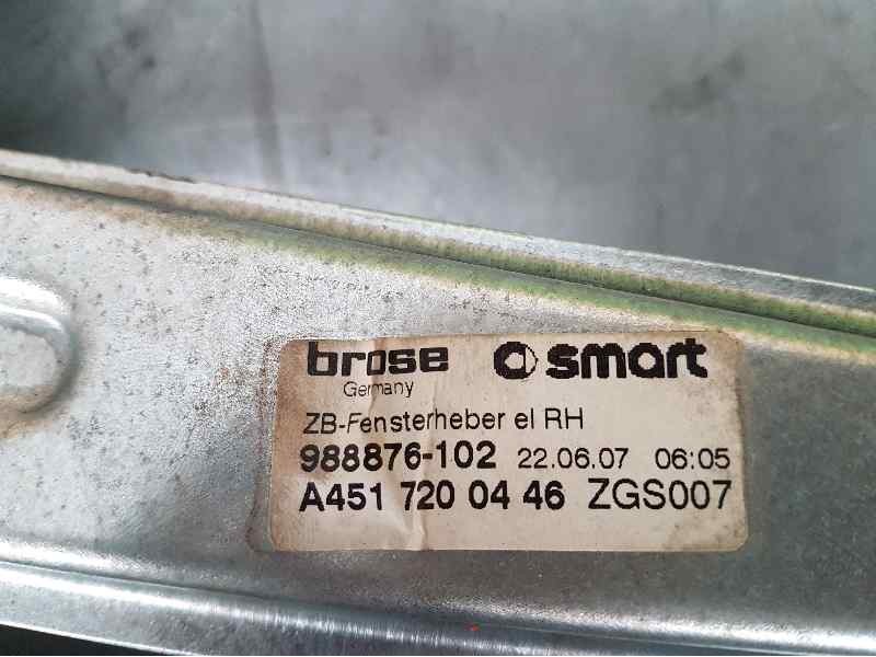 Recambio de elevalunas delantero derecho para smart coupe fortwo coupe (62kw) referencia OEM IAM A4517200446 988876102 BROSE