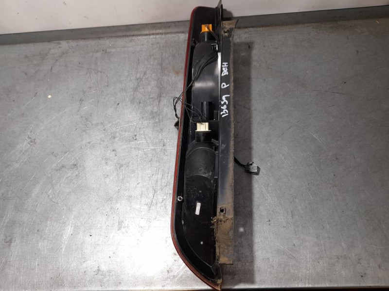 Recambio de piloto trasero derecho para ford focus lim. (cb4) titanium referencia OEM IAM 1528770  