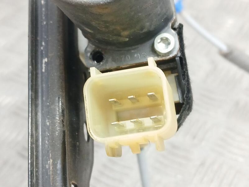 Recambio de elevalunas delantero derecho para ford b-max titanium referencia OEM IAM AV11R23208AF AV1114553L4B ELECTRICO 6 PINS 