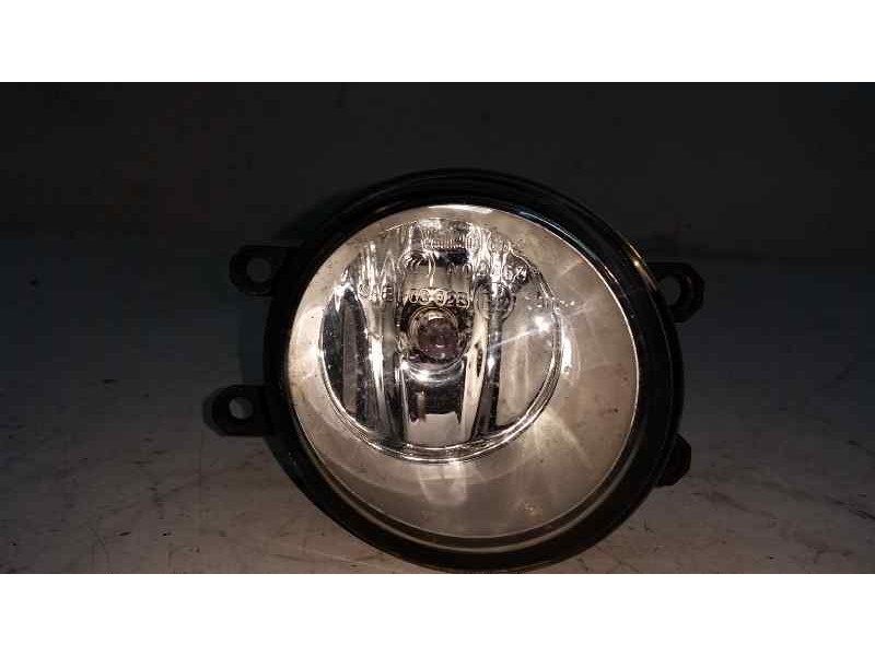 Recambio de faro antiniebla derecho para toyota auris luna referencia OEM IAM   