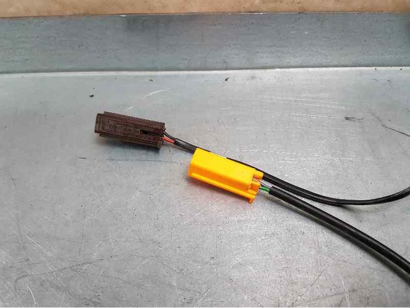 Recambio de pretensor airbag derecho para jaguar x-type 2.5 v6 referencia OEM IAM   