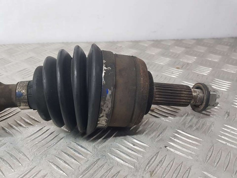 Recambio de transmision delantera izquierda para renault megane iv berlina 5p zen referencia OEM IAM 391010195R  