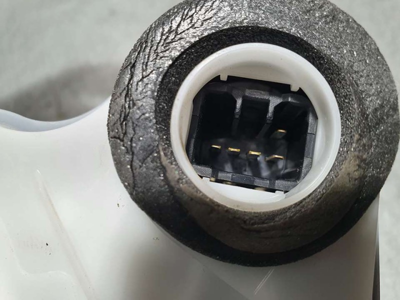 Recambio de cerradura puerta delantera derecha para suzuki swift (az) sport hibrid referencia OEM IAM SIN REF  5 PINES