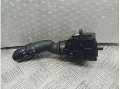 Recambio de mando intermitentes para toyota rav4 hybrid 4x2 advance referencia OEM IAM 33400171781  