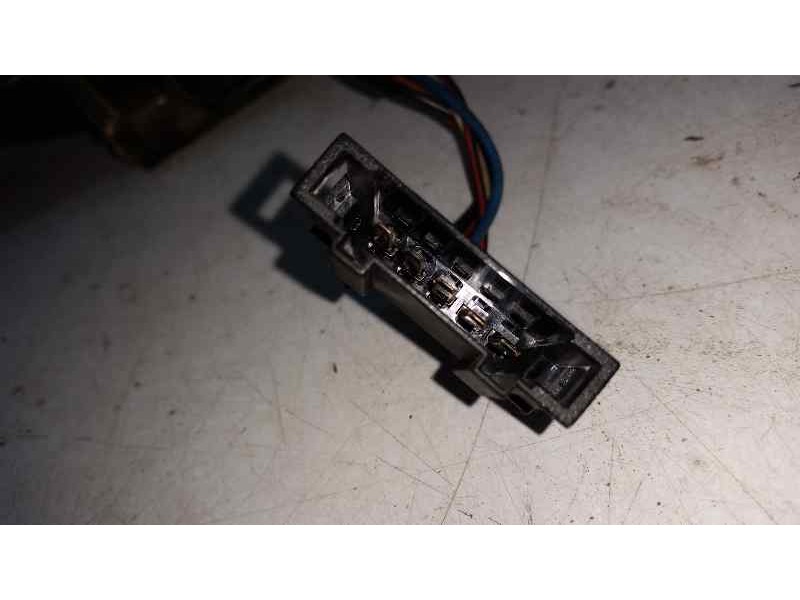 Recambio de retrovisor izquierdo para volkswagen vento (1h2) gl referencia OEM IAM  5 PINS ELECTRICO