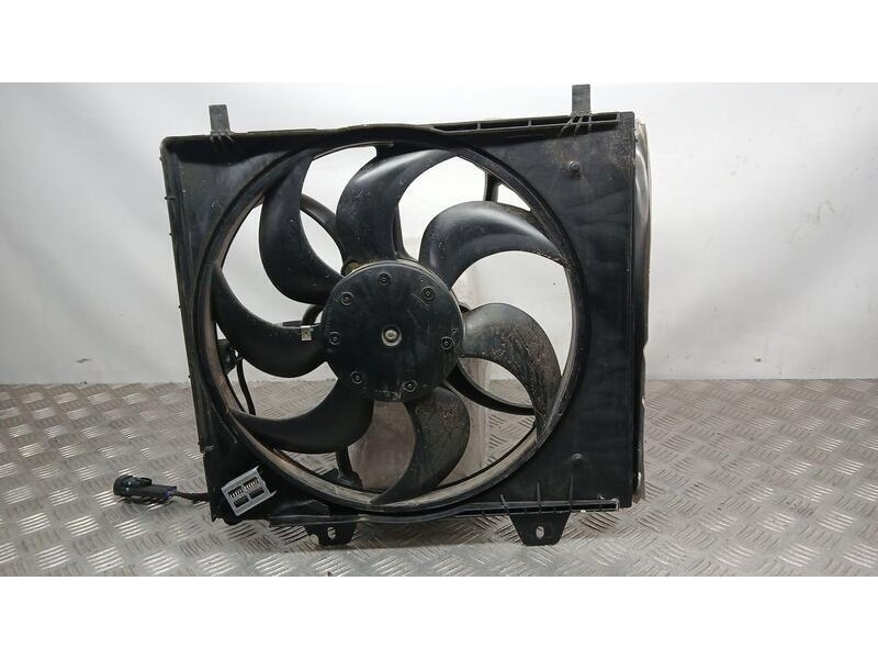Recambio de electroventilador para peugeot 208 (p2) active referencia OEM IAM 9827752980 DENSO 2227503110