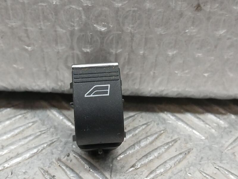 Recambio de mando elevalunas trasero izquierdo para ford b-max titanium referencia OEM IAM BM5T14529AB  10091844