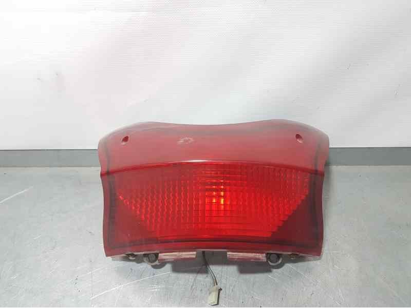 Recambio de piloto trasero central para kymco dink grand dink 125 referencia OEM IAM   