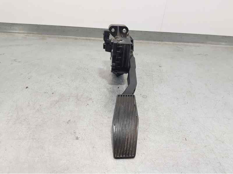 Recambio de potenciometro pedal para opel astra g berlina club referencia OEM IAM 9157998  