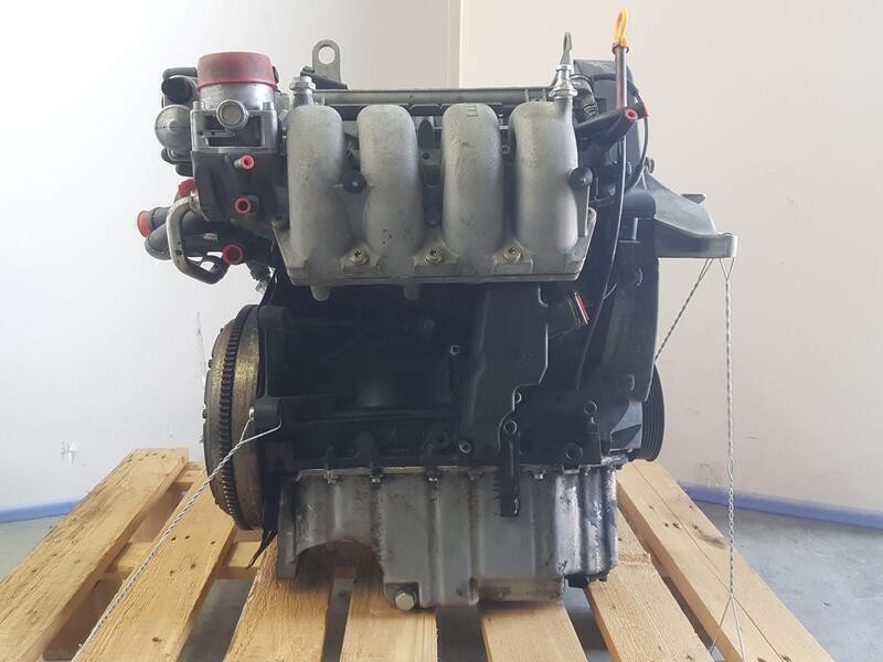 Recambio de motor completo para volkswagen golf iv berlina (1j1) highline referencia OEM IAM AUS  082917