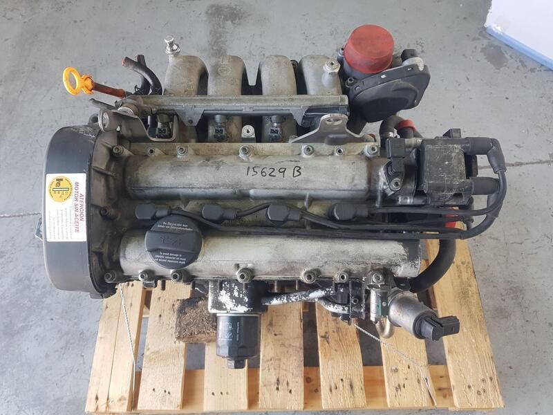 Recambio de motor completo para volkswagen golf iv berlina (1j1) highline referencia OEM IAM AUS  082917
