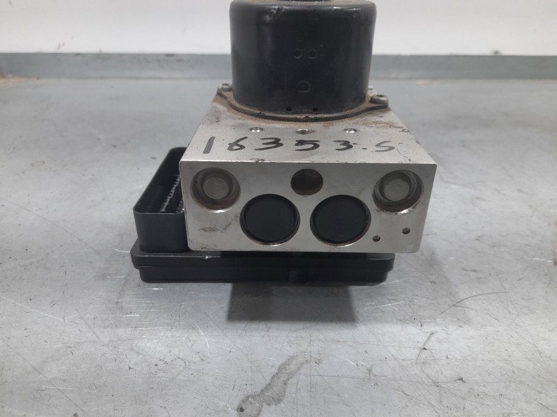 Recambio de abs para volvo s60 berlina 2.4 d momentum referencia OEM IAM P30714952  