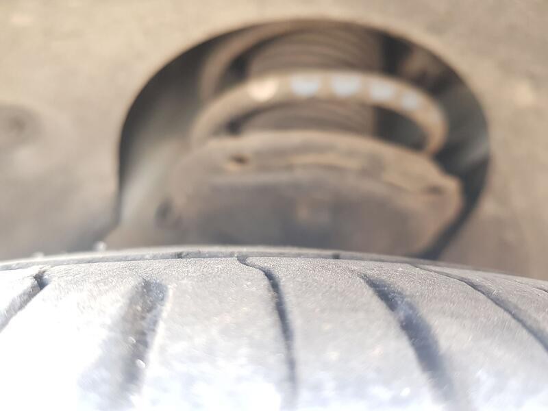 Recambio de amortiguador delantero izquierdo para seat arona (kj7, kjp) 1.0 tsi referencia OEM IAM 2Q0413031AA  