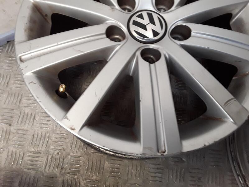 Recambio de juego llantas aluminio para volkswagen golf plus (521) advance referencia OEM IAM 6.5X15 5 TORN ET50 ALUMINIO ROZADA