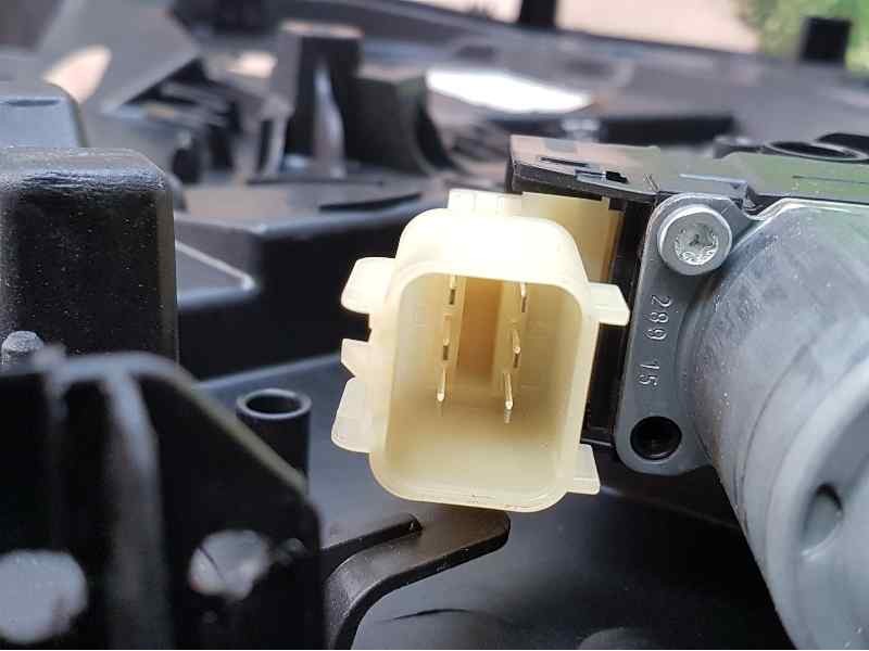 Recambio de elevalunas delantero derecho para ford fiesta (ccn) trend referencia OEM IAM C1BBA045H16AB 6 PINS ELECTRICO