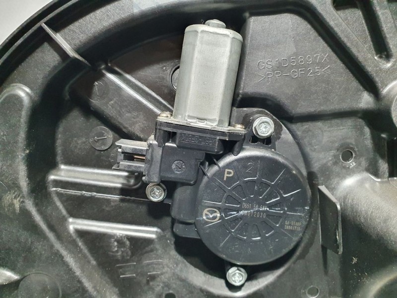 Recambio de elevalunas delantero derecho para mazda 6 lim. (gh) 2.2 ce 163 luxury (5-ptas.) referencia OEM IAM   ELECTRICO 6 PIN