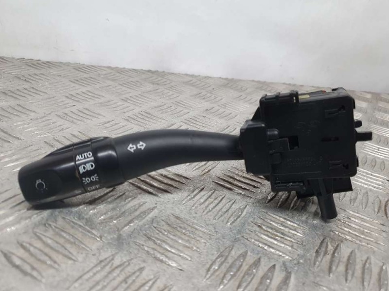 Recambio de mando intermitentes para hyundai santa fe (bm) 2.2 crdi comfort 4x4 referencia OEM IAM 202004729  