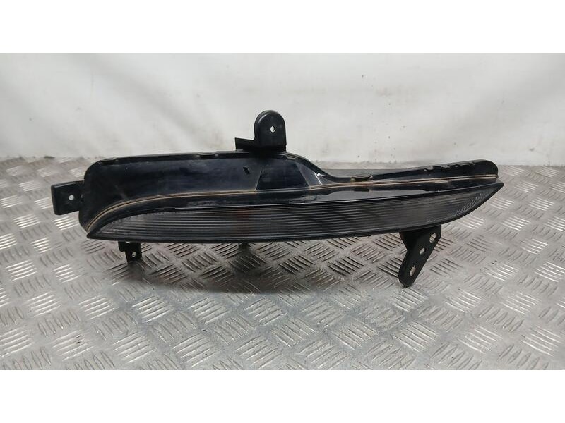 Recambio de piloto delantero derecho para renault megane iv berlina 5p business referencia OEM IAM 261306376R HELLA 2BA01234902