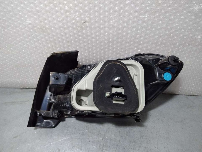 Recambio de piloto trasero izquierdo para peugeot 208 (p2) active referencia OEM IAM 9823216780 73250928 VALEO