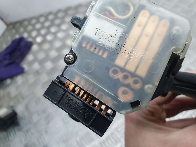 Recambio de mando intermitentes para hyundai santa fe (bm) 2.2 crdi comfort 4x4 referencia OEM IAM 202004729  