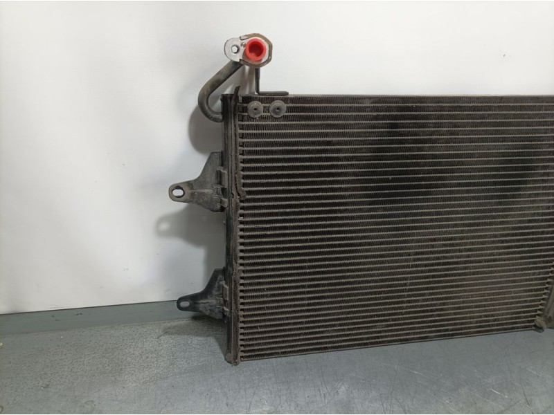 Recambio de condensador / radiador aire acondicionado para seat ibiza (6l1) signo referencia OEM IAM 6Q0820411E 710190280F BEHR