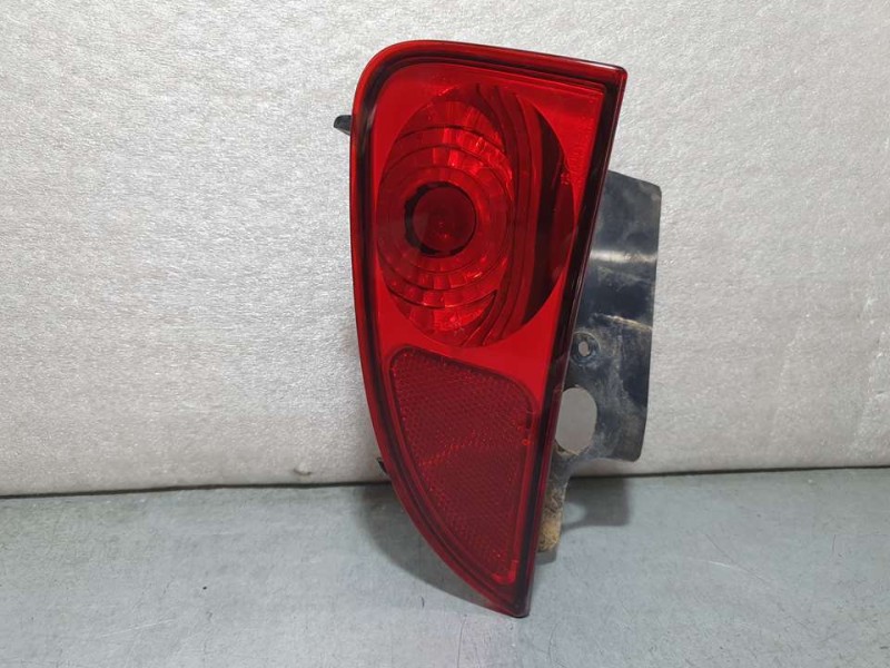 Recambio de piloto trasero izquierdo paragolpes para renault espace iv (jk0) privilege referencia OEM IAM 8200027155  