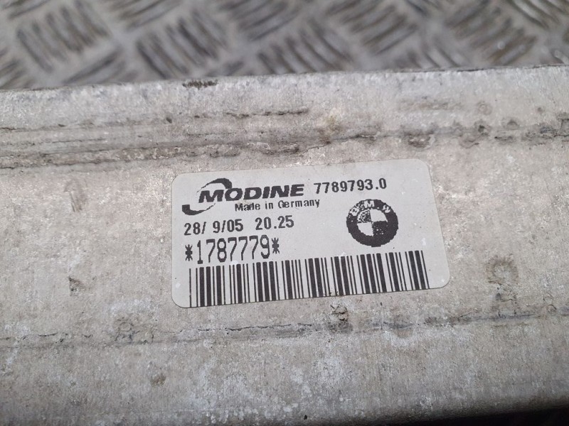 Recambio de intercooler para bmw x3 (e83) 2.0d referencia OEM IAM 77897930 1787779 