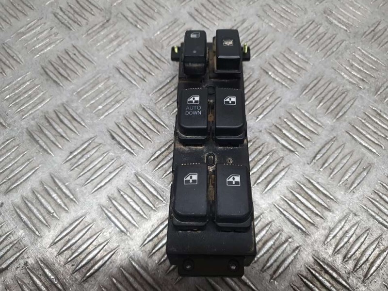 Recambio de mando elevalunas delantero izquierdo para hyundai santa fe (bm) 2.2 crdi comfort 4x4 referencia OEM IAM SIN REF  