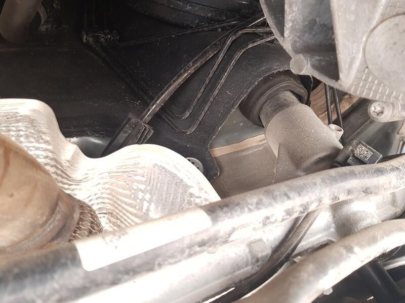 Recambio de cremallera direccion para seat arona (kj7, kjp) 1.0 tsi referencia OEM IAM 2Q1423061D MECANICA 