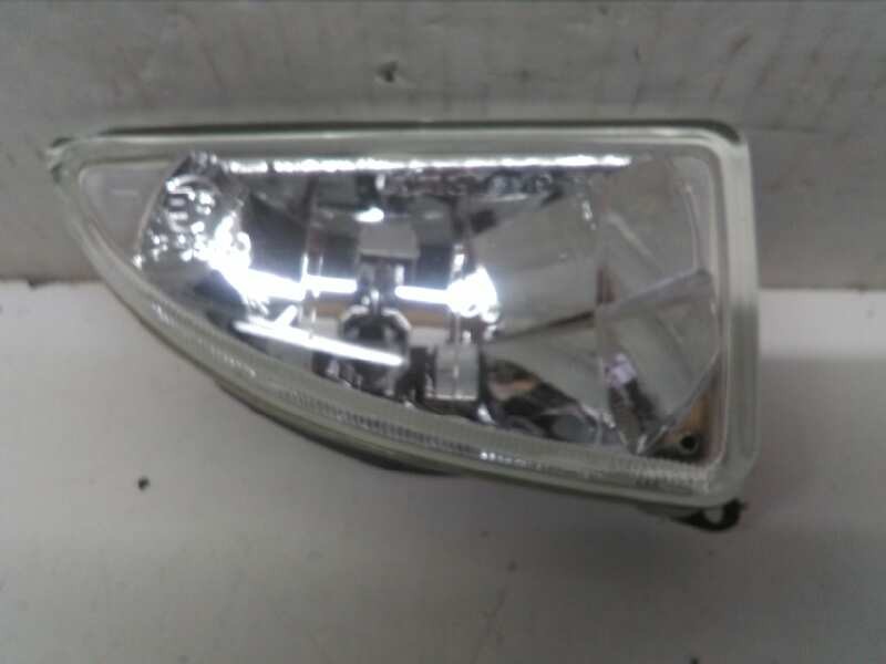 Recambio de faro antiniebla derecho para ford focus berlina (cak) referencia OEM IAM   