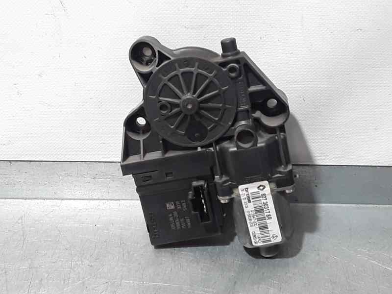 Recambio de motor elevalunas trasero derecho para renault scenic iii expression referencia OEM IAM 827303178R  6 PINS