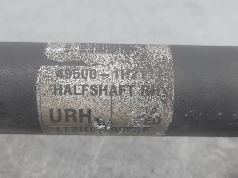 Recambio de transmision delantera derecha para kia cee´d hatchback (ed) 1.6 crdi 90 referencia OEM IAM 495001H211  