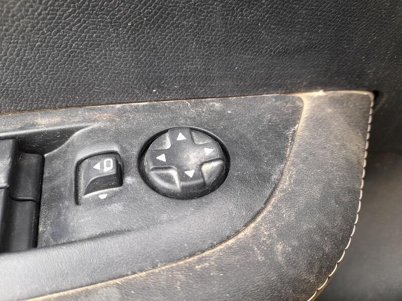 Recambio de mando elevalunas delantero izquierdo para peugeot 208 ii (ub_, up_, uw_, uj_) 1.2 puretech 100 referencia OEM IAM 98