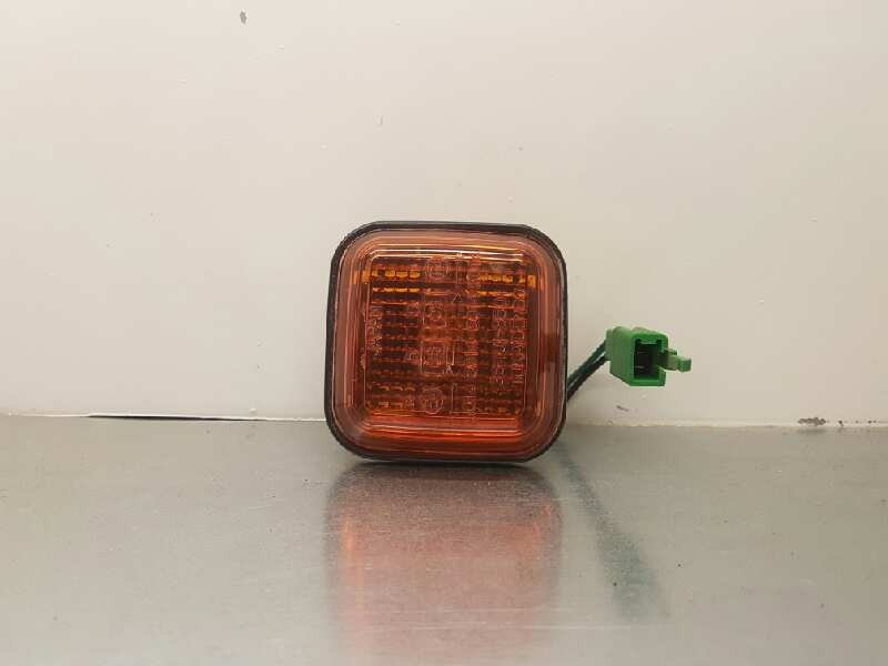 Recambio de piloto lateral derecho para suzuki carry st 90 referencia OEM IAM   