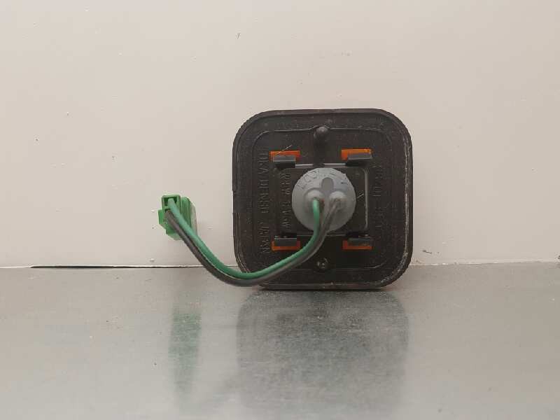 Recambio de piloto lateral derecho para suzuki carry st 90 referencia OEM IAM   