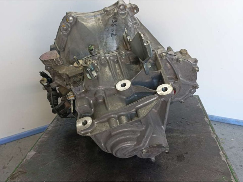 Recambio de caja cambios para mazda 2 lim. () luxury referencia OEM IAM F6T20 5TH0210349 6VELOCIDADES