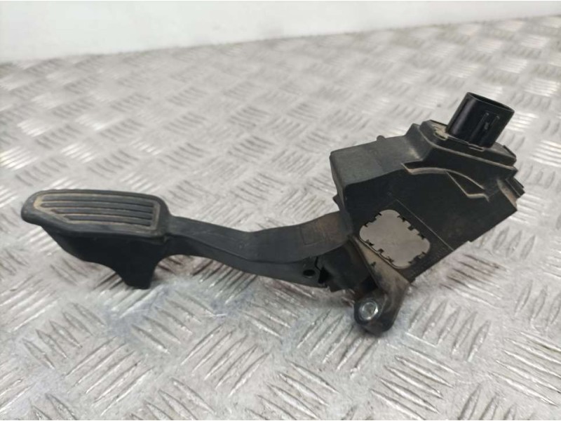 Recambio de potenciometro pedal para toyota yaris active hybrid referencia OEM IAM 781100D160 12204A 