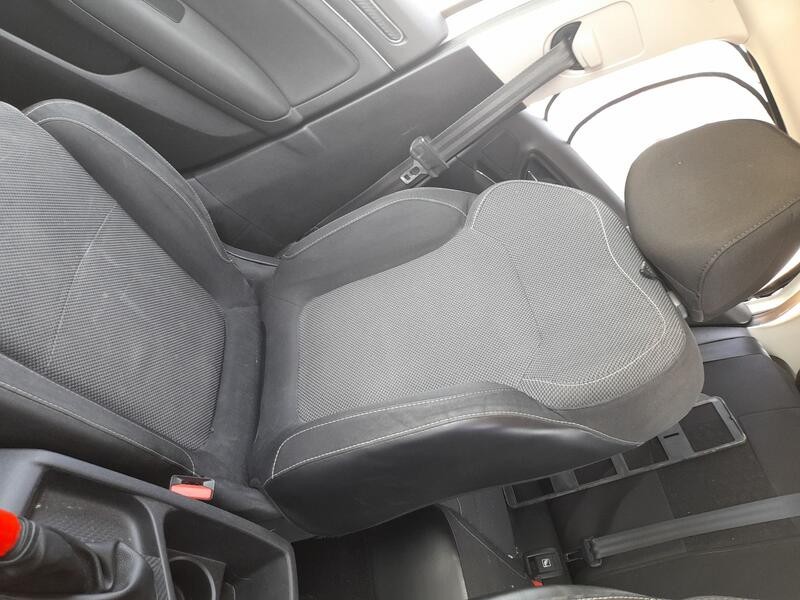 Recambio de asiento delantero derecho para renault megane iv hatchback (b9a/m/n_) 1.5 dci 90 (b9a1) referencia OEM IAM   