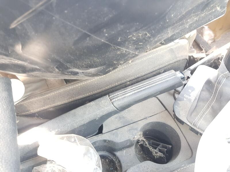 Recambio de palanca freno de mano para seat arona (kj7, kjp) 1.0 tsi referencia OEM IAM 2Q0711303D  