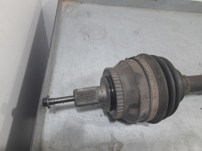 Recambio de mangueta delantera derecha para volvo s60 berlina 2.4 d momentum referencia OEM IAM P30777065  