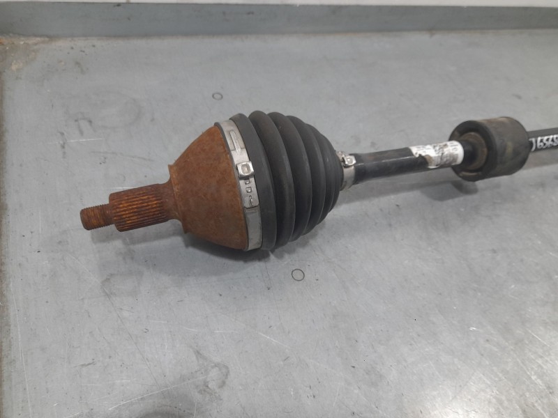 Recambio de transmision delantera derecha para seat arona (kj7, kjp) 1.0 tsi referencia OEM IAM 2Q0407272CH  