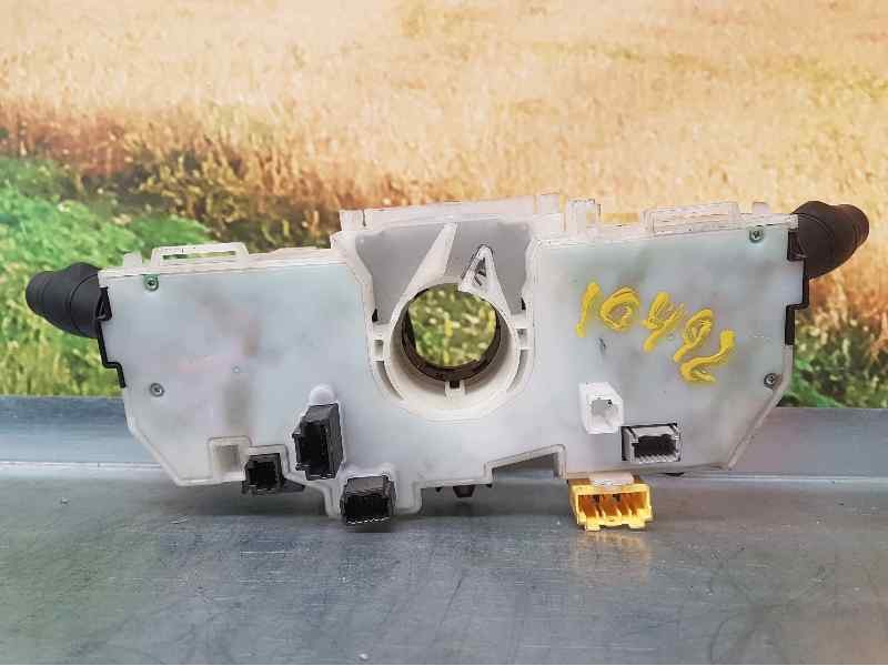 Recambio de com 2000 para renault megane iii berlina 5 p business referencia OEM IAM 255670019R  