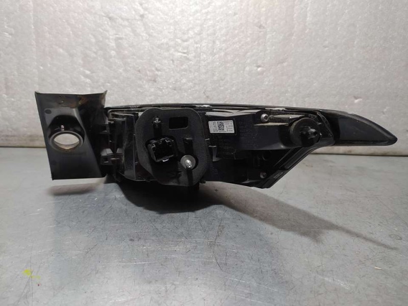 Recambio de piloto trasero izquierdo para peugeot 308 sw referencia OEM IAM 9835299480  LED/EXTERIOR