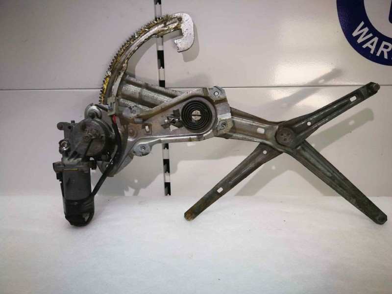 Recambio de elevalunas delantero izquierdo para volvo serie 940 berlina/familiar referencia OEM IAM 0130821601 2 PINS 