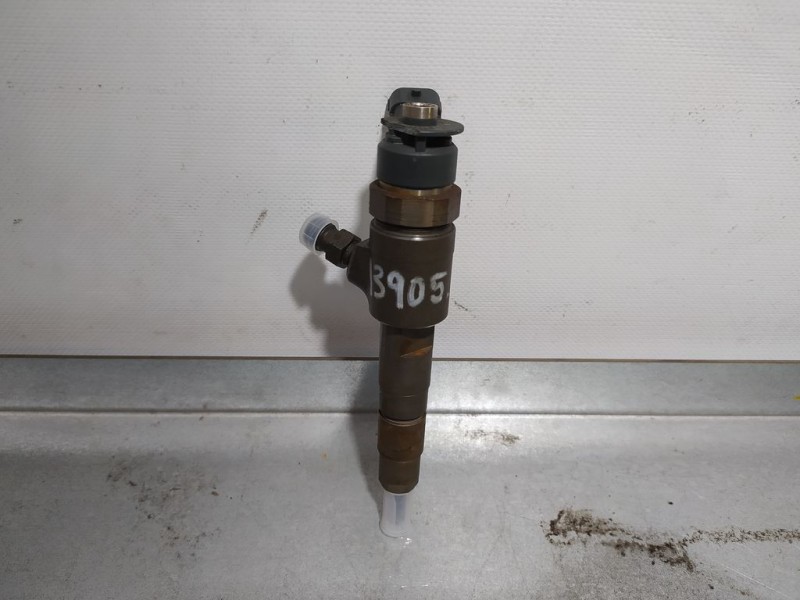 Recambio de inyector para peugeot 208 active referencia OEM IAM 445110340  BOSCH