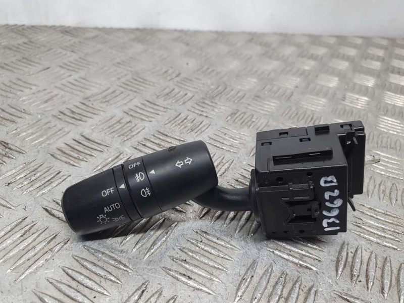 Recambio de mando luces para mazda 2 lim. () luxury referencia OEM IAM C57VTB57  