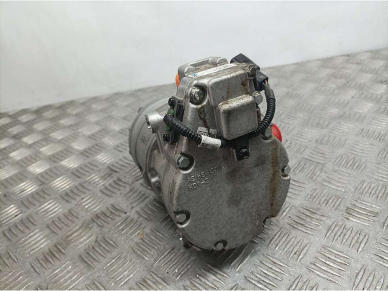 Recambio de compresor aire acondicionado para hyundai ioniq hybrid referencia OEM IAM F502CWFAA04 HES20 HANON