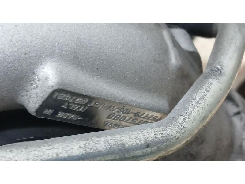 Recambio de motor completo para volvo s60 berlina 2.4 d momentum referencia OEM IAM D5244T 387296 INYECCION BOSCH